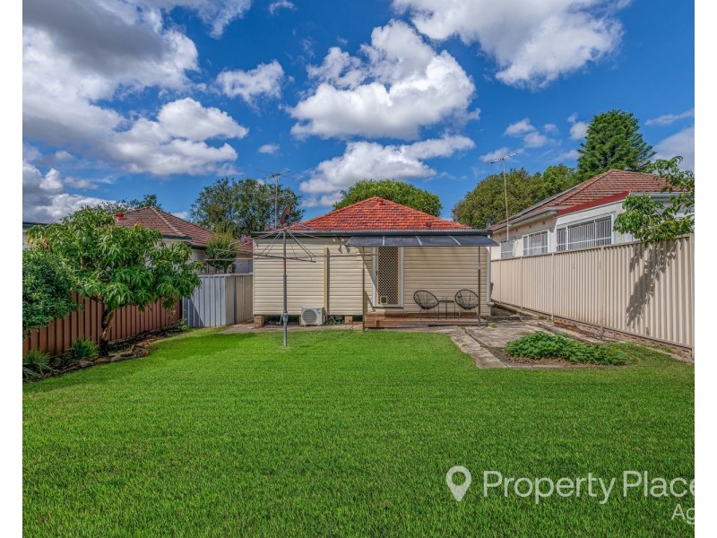 23 Hardy Avenue, Riverwood NSW 2210