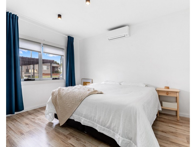 16 Bonds Road, Riverwood NSW 2210