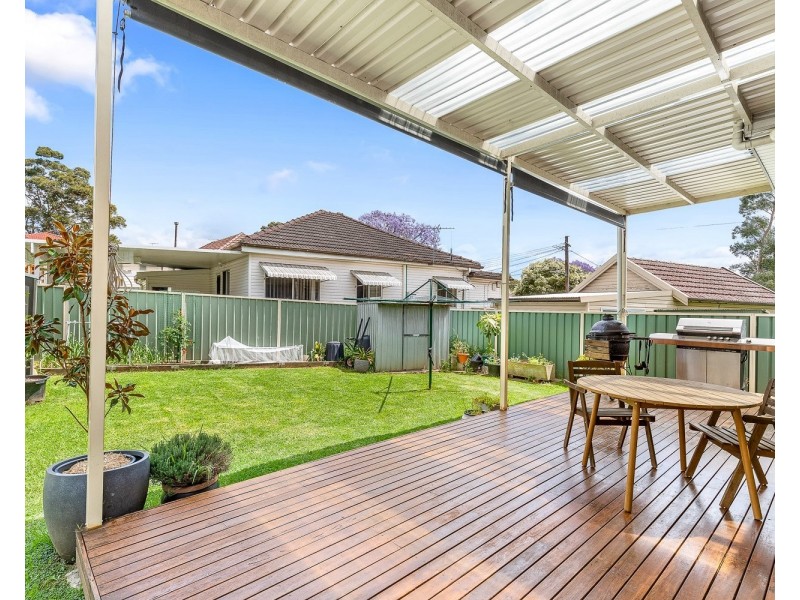 16 Bonds Road, Riverwood NSW 2210