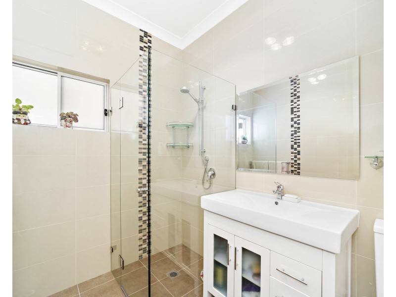 194 Gibson Avenue, Padstow NSW 2211