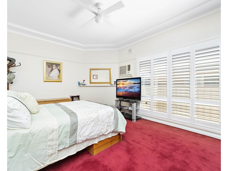 194 Gibson Avenue, Padstow NSW 2211