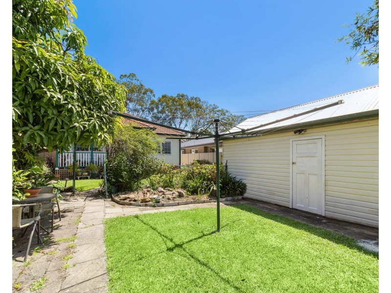 194 Gibson Avenue, Padstow NSW 2211