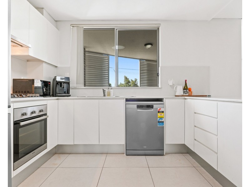 27/96 Nuwarra Road, Moorebank NSW 2170