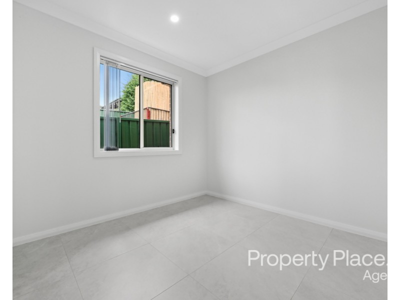 192a Oxford Road, Ingleburn NSW 2565