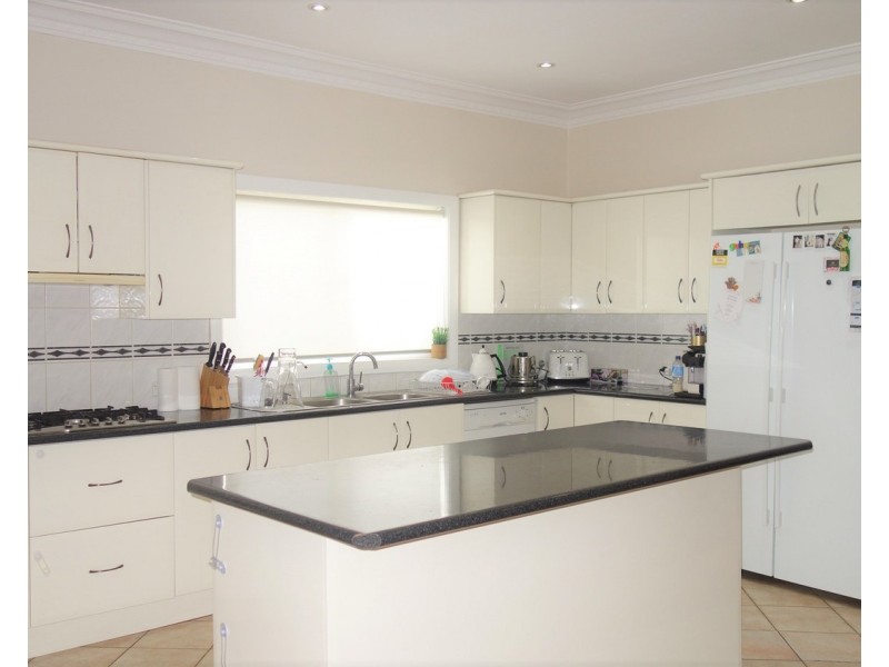 13 Chamberlain Road, Padstow NSW 2211