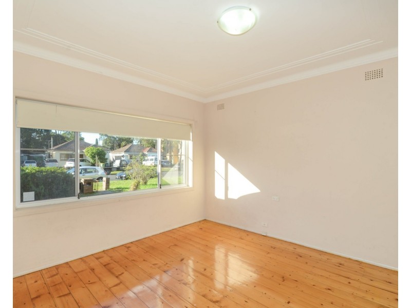 9 Swan Street, Revesby NSW 2212