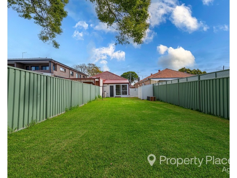 36 Cahill Street, Beverly Hills NSW 2209