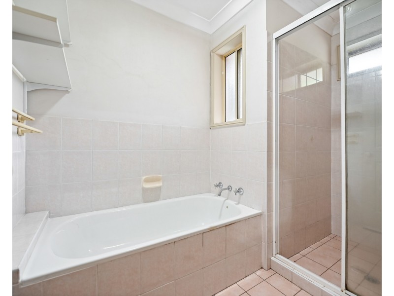 2/114 Gibson Avenue, Padstow NSW 2211