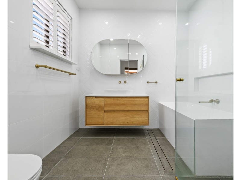 195 The River Road, Revesby NSW 2212