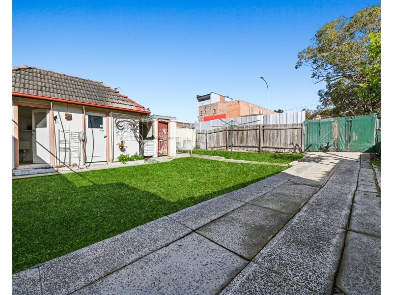 1/27 Howard Road, Padstow NSW 2211