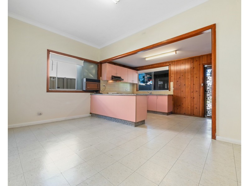 1/27 Howard Road, Padstow NSW 2211