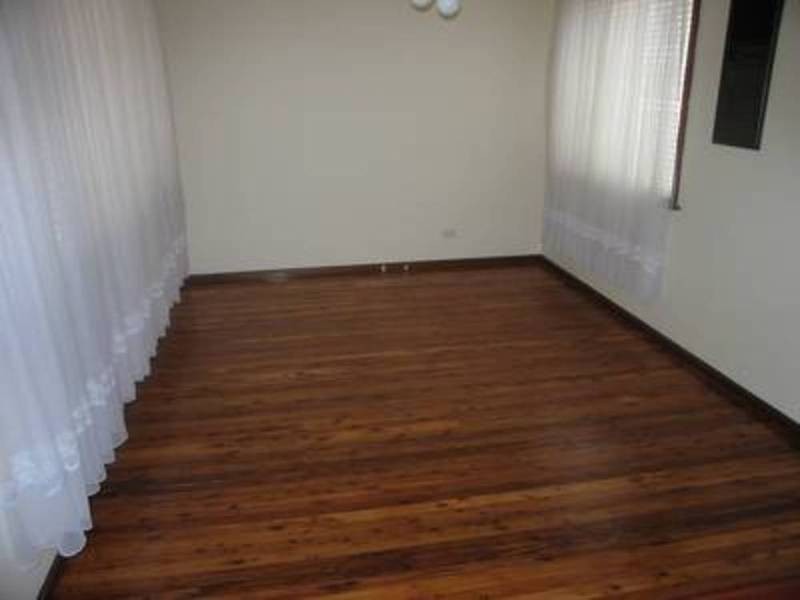 65 Bullecourt Avenue, Milperra NSW 2214