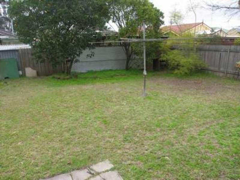 65 Bullecourt Avenue, Milperra NSW 2214