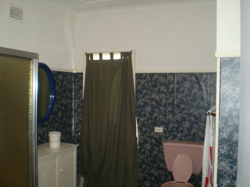 807 Henry Lawson Drive, Picnic Point NSW 2213