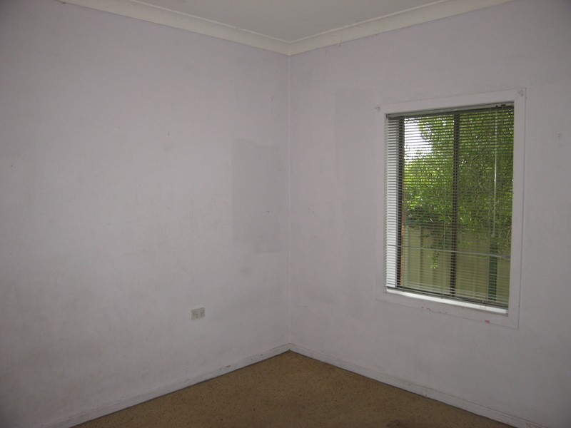 8 Hinemoa Street, Panania NSW 2213