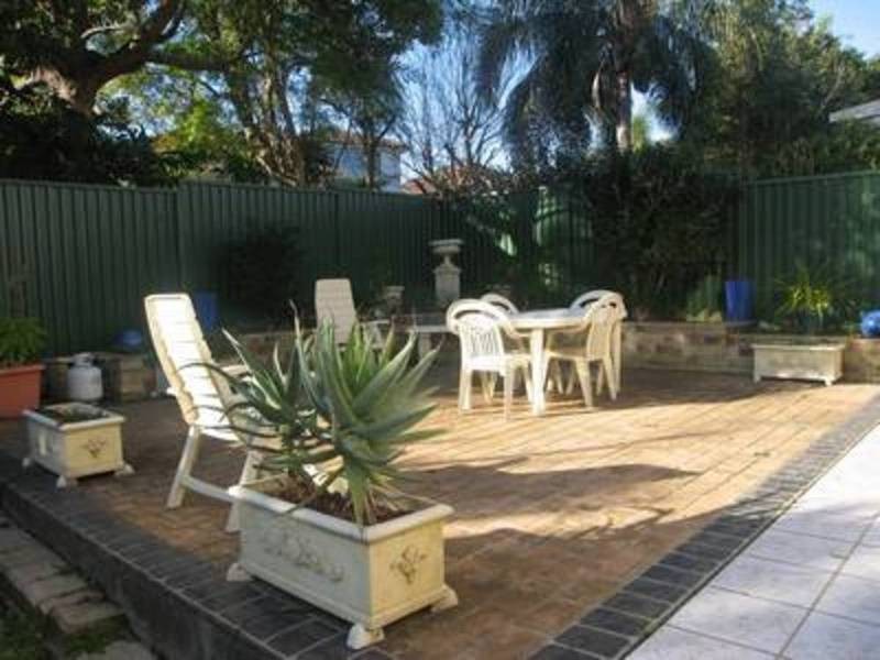 78 Burns Road, Picnic Point NSW 2213