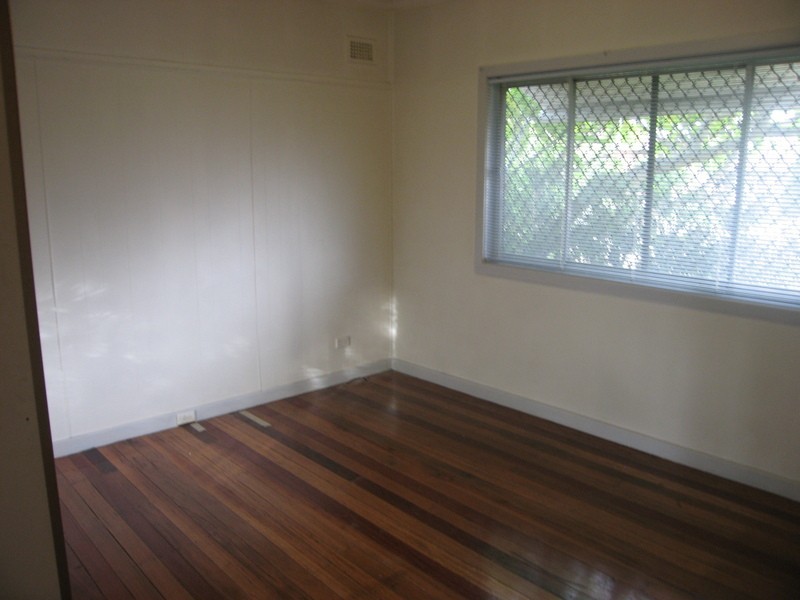 135 Faraday Road, Padstow NSW 2211