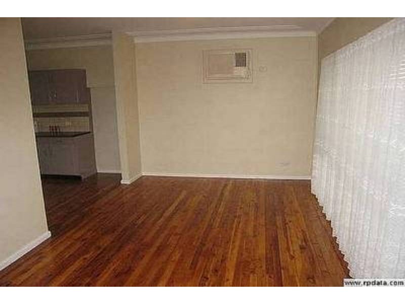 6 Edinburgh Drive, Revesby Heights NSW 2212