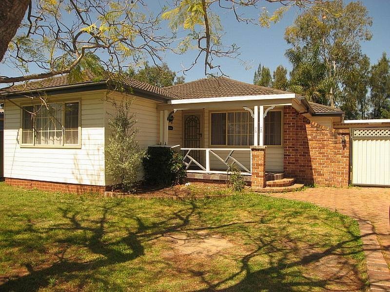 24 Flanders Avenue, Milperra NSW 2214