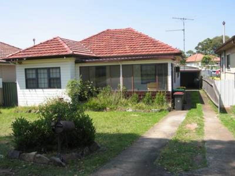 13 Bowden Boulevard, Yagoona NSW 2199