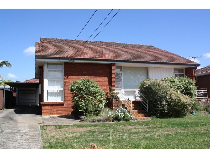 11 Woodburn Street, Panania NSW 2213