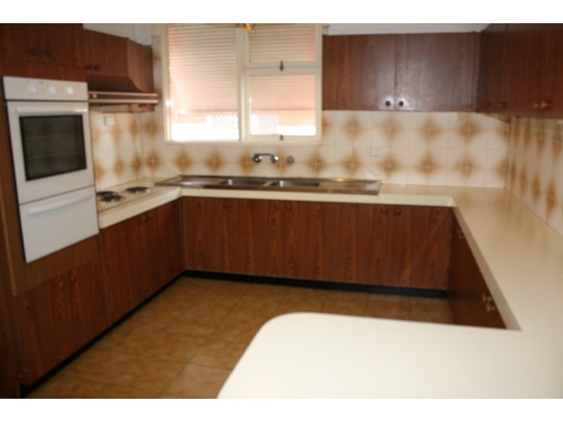 11 Woodburn Street, Panania NSW 2213