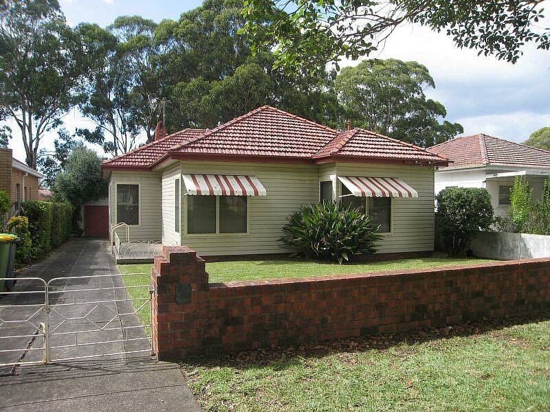 19 Gloucester Avenue, Padstow NSW 2211