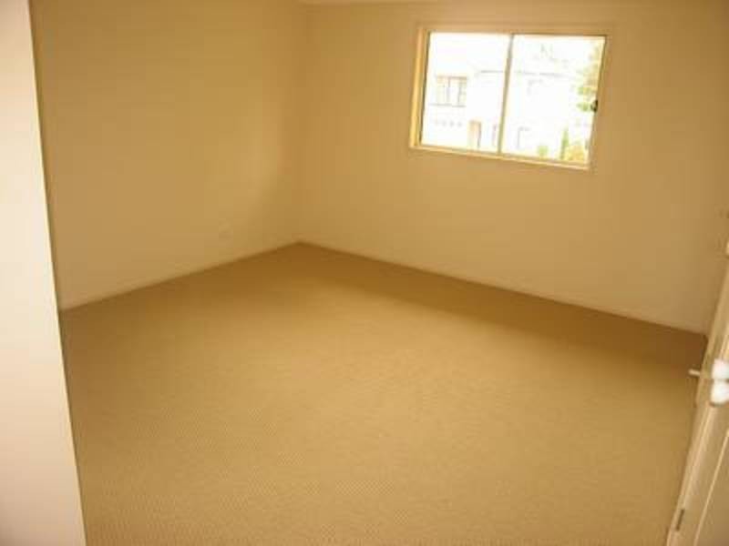 16 Dickenson Street, Panania NSW 2213