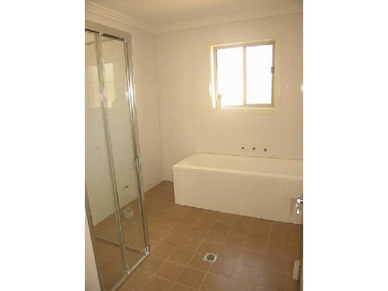 13 Forrest Road, East Hills NSW 2213