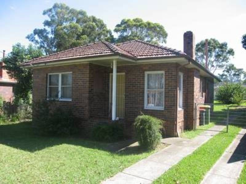 25 Montgomery Avenue, Revesby NSW 2212