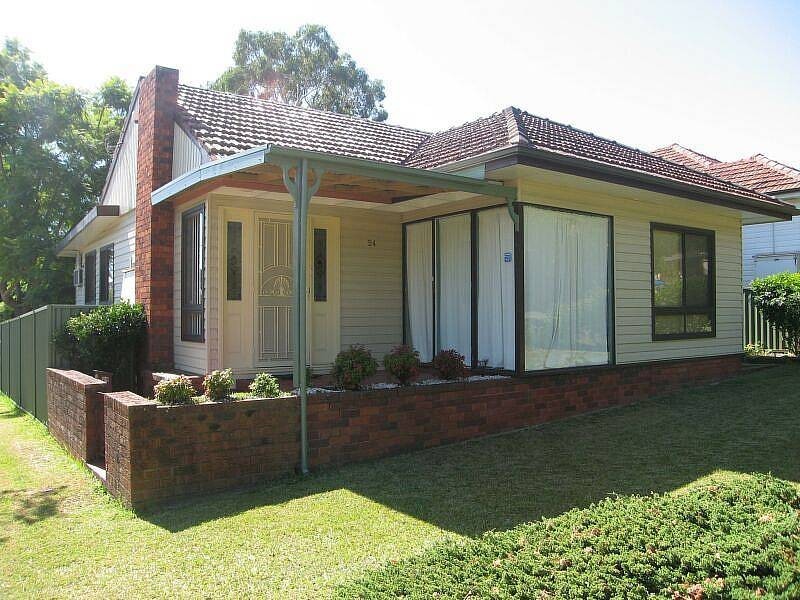 24 McGirr Street, Padstow NSW 2211