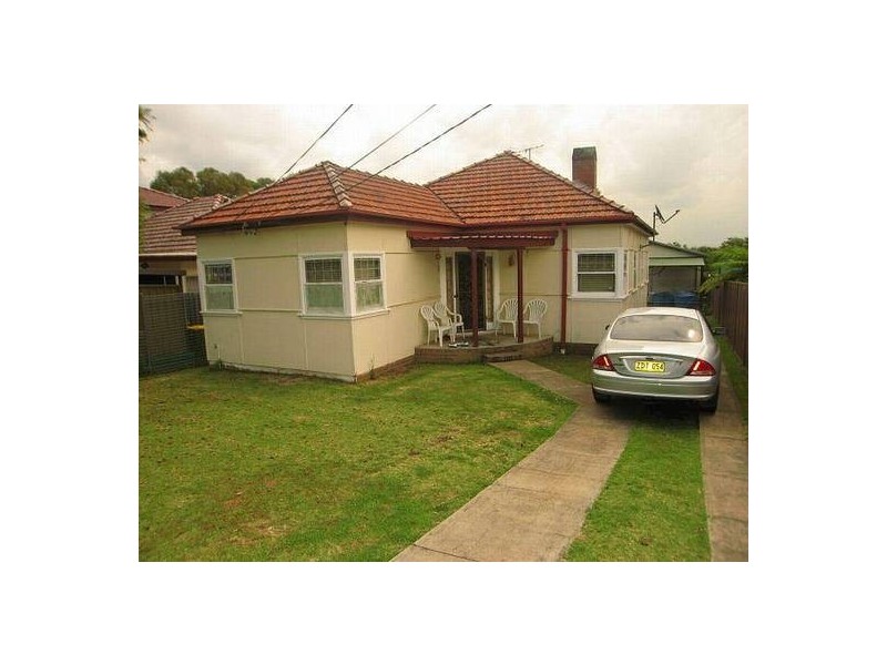 16 Malvern Street, Panania NSW 2213