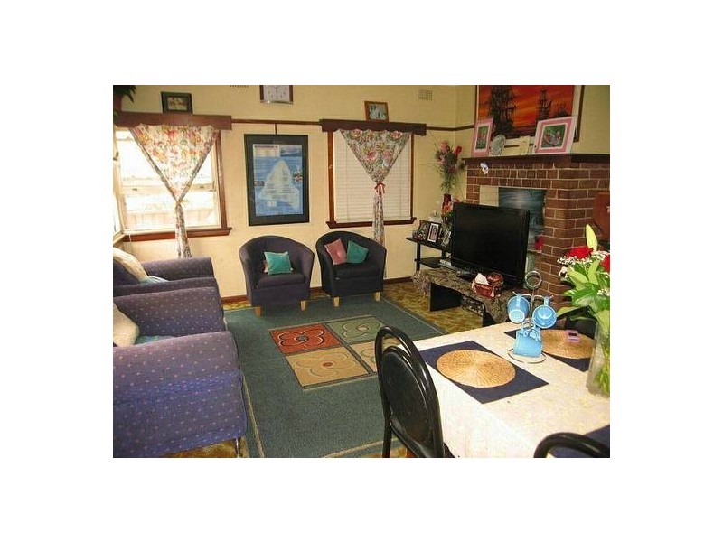 16 Malvern Street, Panania NSW 2213