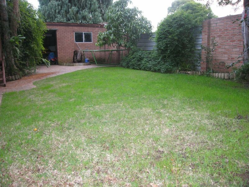 3 Parkhurst Avenue, Panania NSW 2213