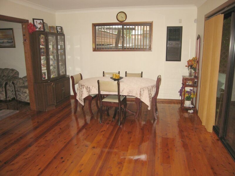 3 Parkhurst Avenue, Panania NSW 2213