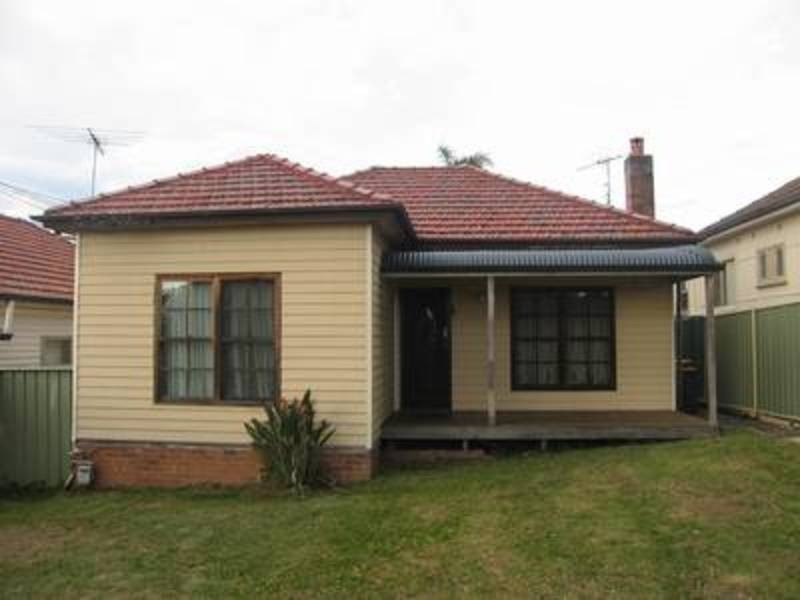 60 Villiers Road, Mortdale NSW 2223