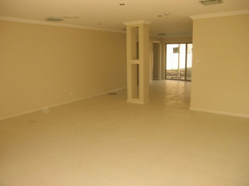 13 Forrest Road, East Hills NSW 2213