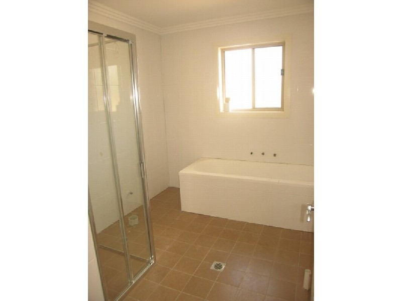 13 Forrest Road, East Hills NSW 2213