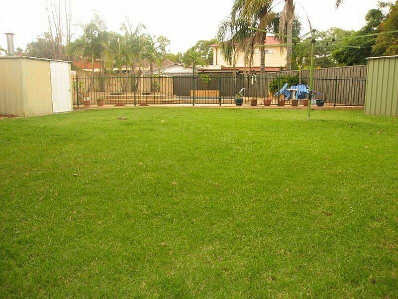 5 Lille Place, Milperra NSW 2214