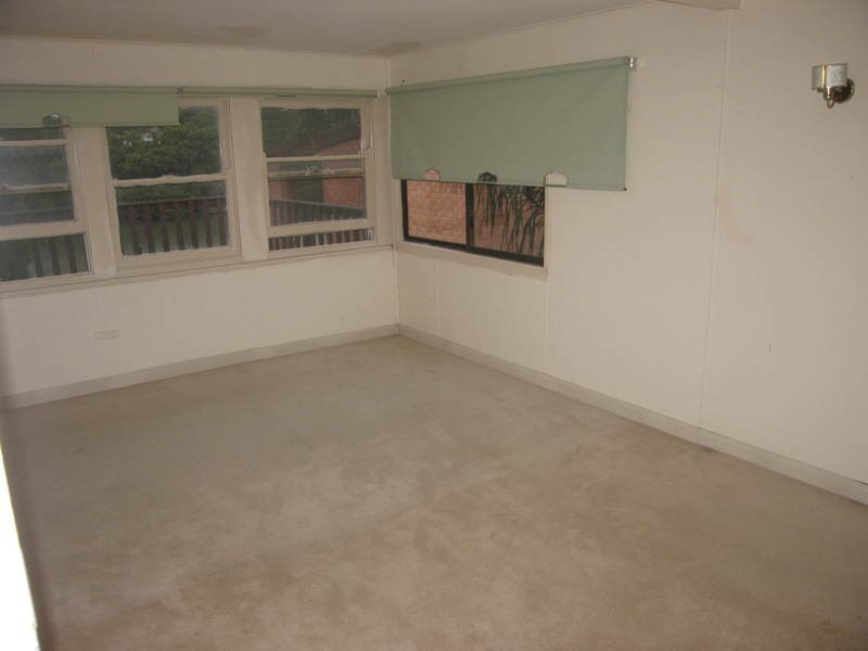 8 Villiers Road, Padstow Heights NSW 2211