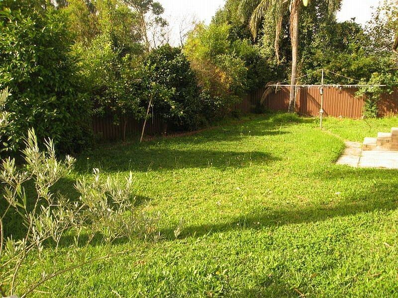 2 Tallawarra Avenue, Padstow NSW 2211