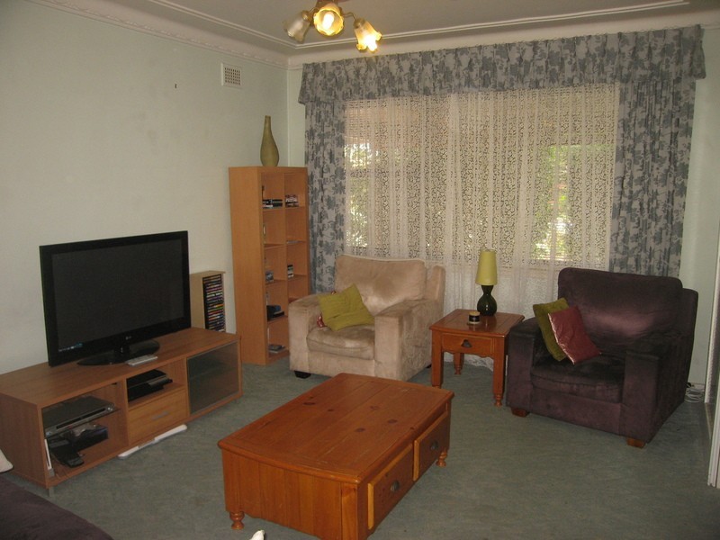 109 Kennedy Street, Picnic Point NSW 2213