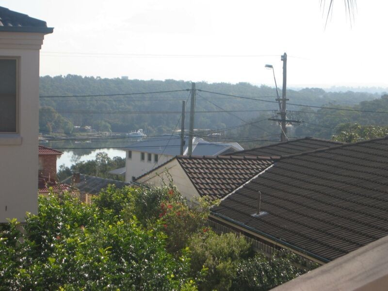 3/853 Henry Lawson Drive, Picnic Point NSW 2213