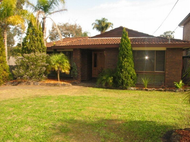 24 Apex Avenue, Picnic Point NSW 2213