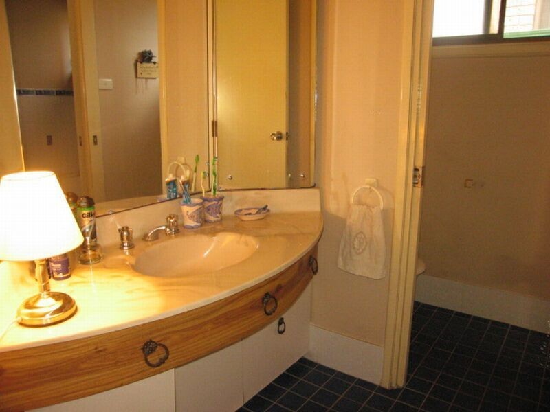 24 Apex Avenue, Picnic Point NSW 2213