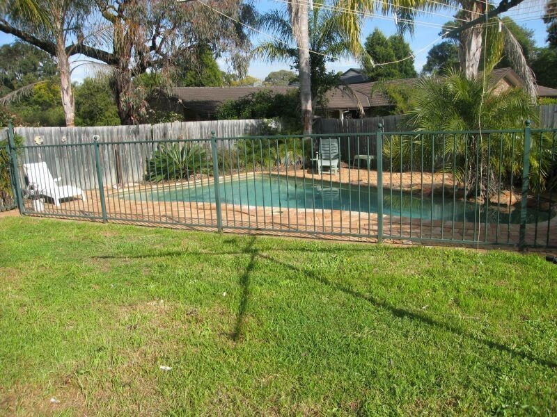 24 Apex Avenue, Picnic Point NSW 2213