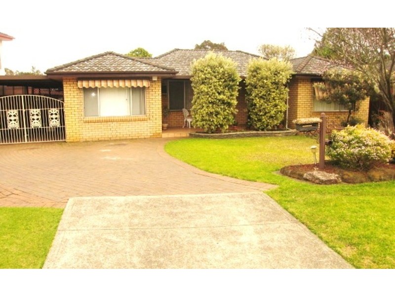 13 Nieuport Avenue, Milperra NSW 2214