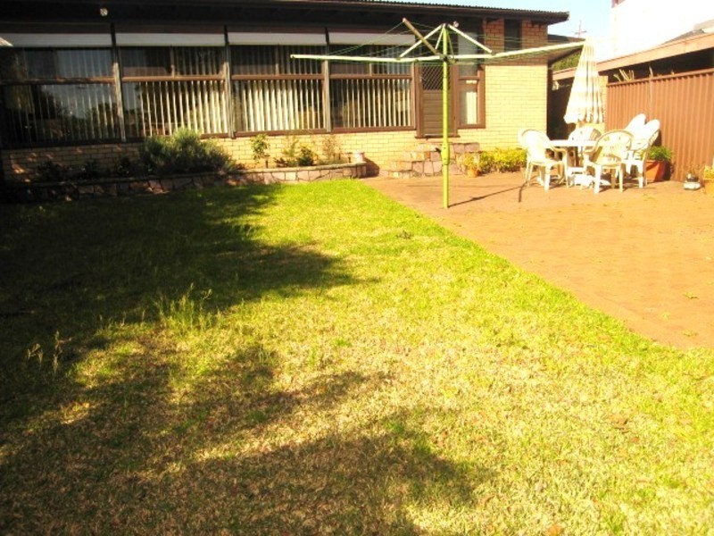 13 Nieuport Avenue, Milperra NSW 2214