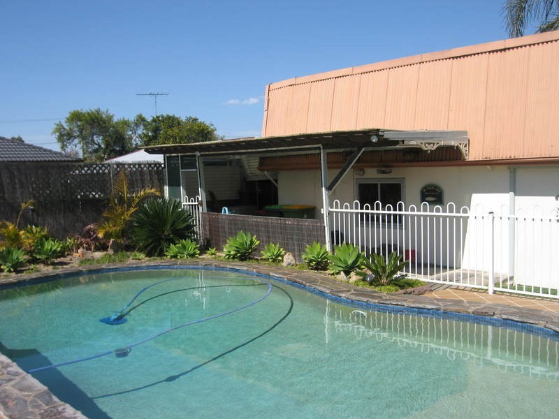 28 Somme Crescent, Milperra NSW 2214