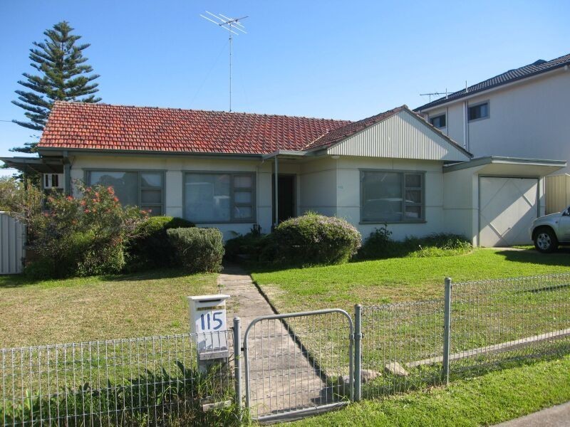 115 Gibson Avenue, Padstow NSW 2211